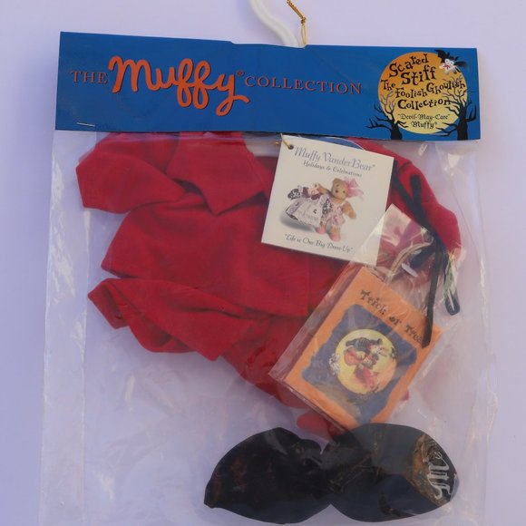 The Muffy Collection - Devil May Care Muffy Outfit - Picture 2 of 7